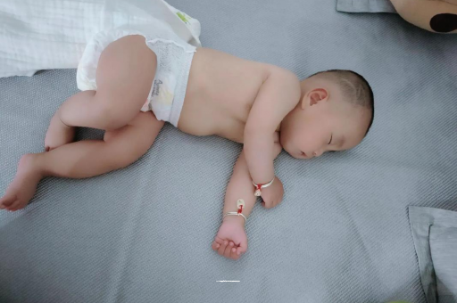 华容宝宝口水多怎么回事