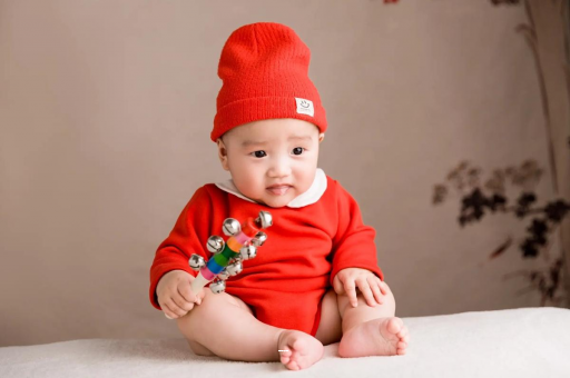 华容怀孕肚子饿了就想吐